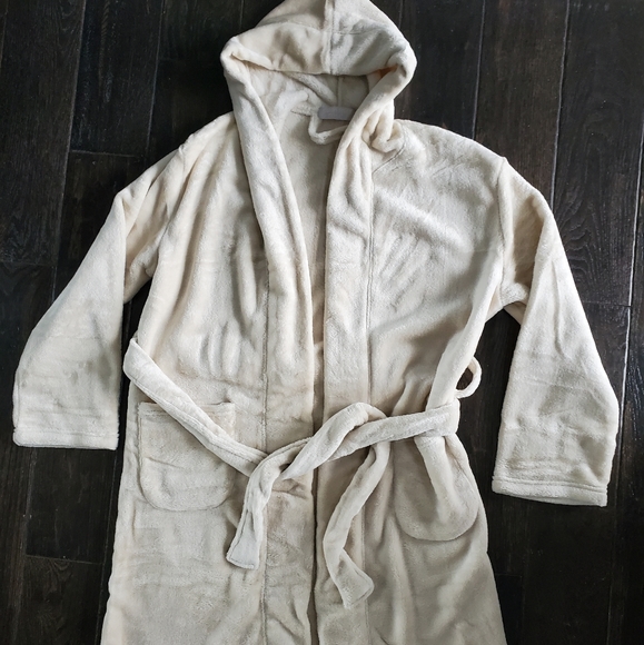 New with tags, women's xs/s/m robe - Picture 1 of 7